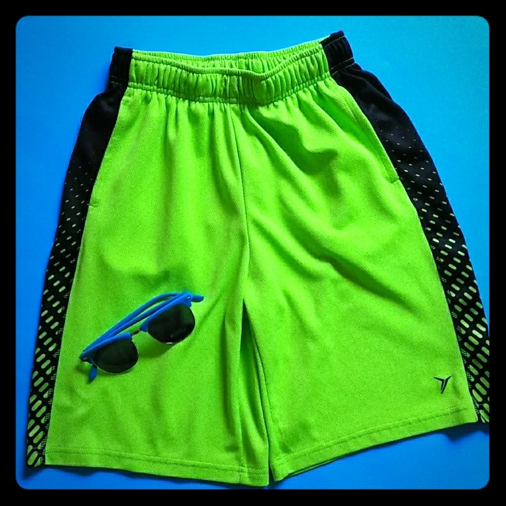 Boys Old Navy Basketball Shorts